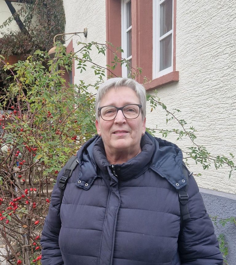 Beisitzerin: Petra Hinlang